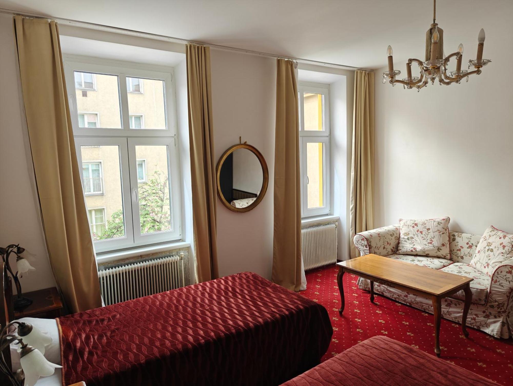 Hotel Viktoria Вена Экстерьер фото