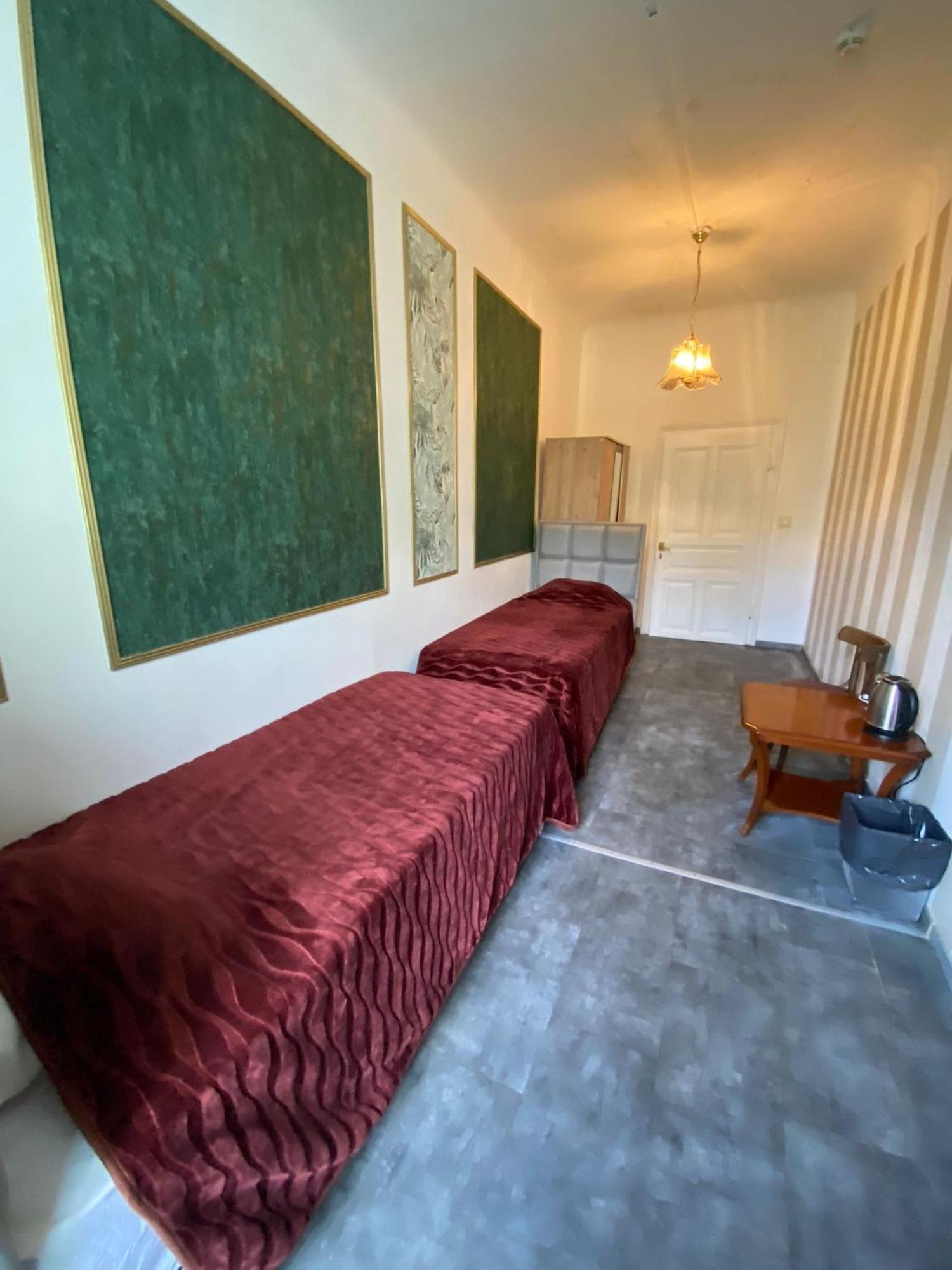 Hotel Viktoria Вена Экстерьер фото